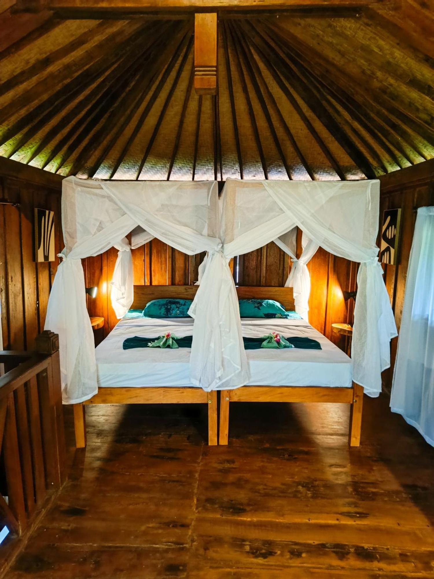 Alaya Ecolodge Pemuteran Exteriör bild