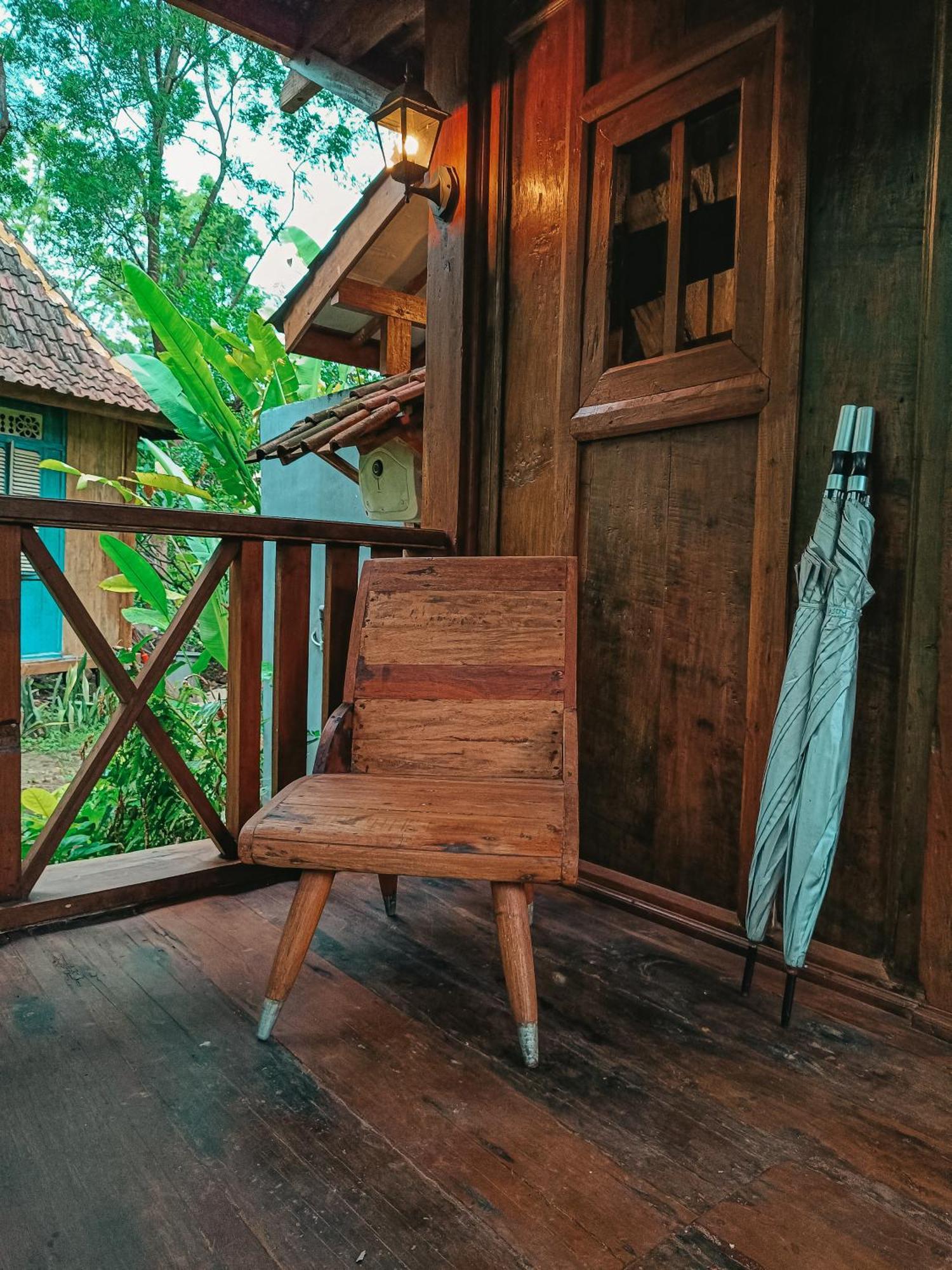 Alaya Ecolodge Pemuteran Exteriör bild