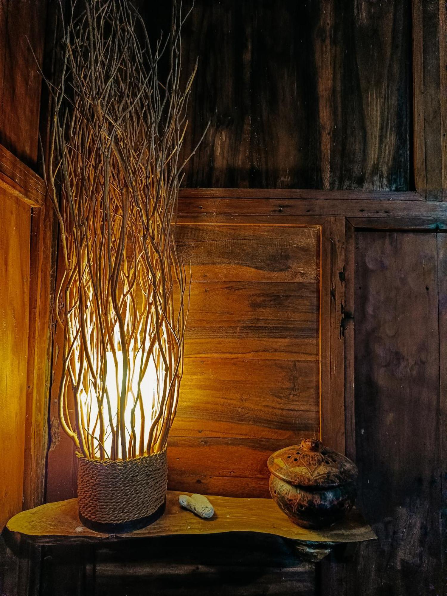 Alaya Ecolodge Pemuteran Exteriör bild