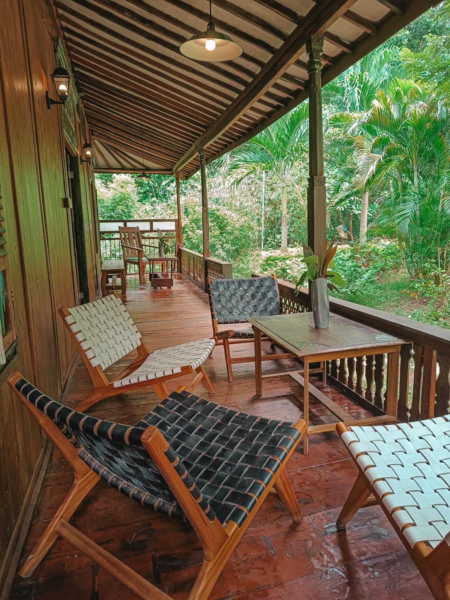 Alaya Ecolodge Pemuteran Exteriör bild