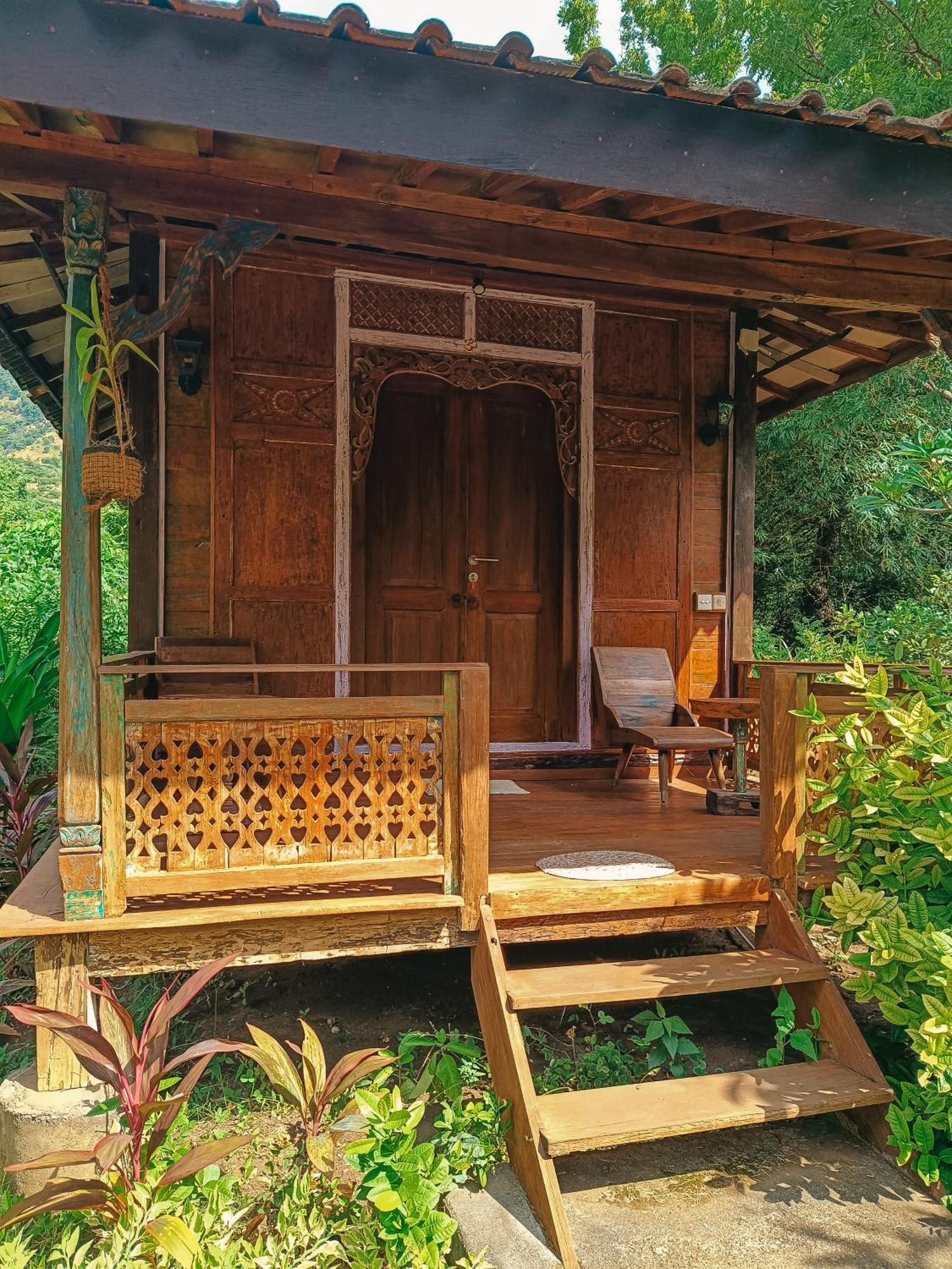 Alaya Ecolodge Pemuteran Exteriör bild