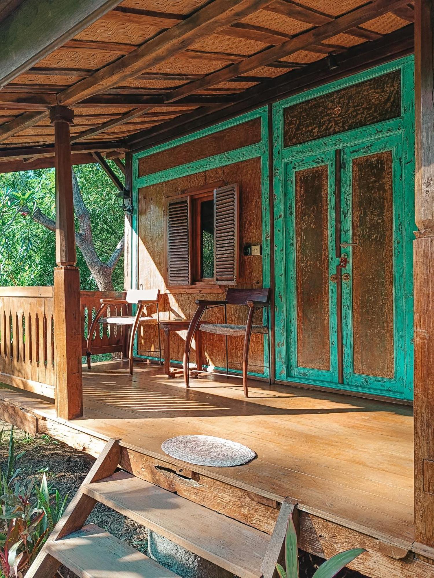 Alaya Ecolodge Pemuteran Exteriör bild